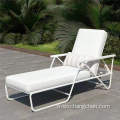 Hôtel de loisirs de villégiature jardin de la piscine en plastique de lit de chair de plage extérieur chaise de plage de plage solaire